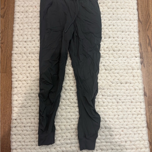 Lululemon Dance Studio Mid-Rise Pant
Short - Picture 2 of 5